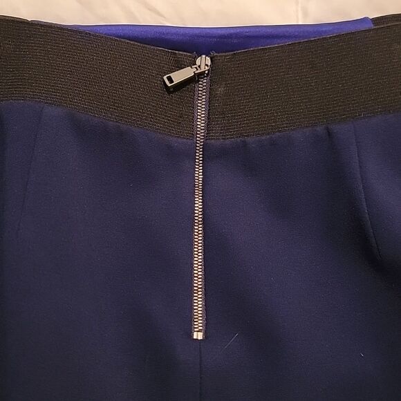 Elie Tahari Black and Blue Pencil Skirt Sz 8 - Picture 9 of 9